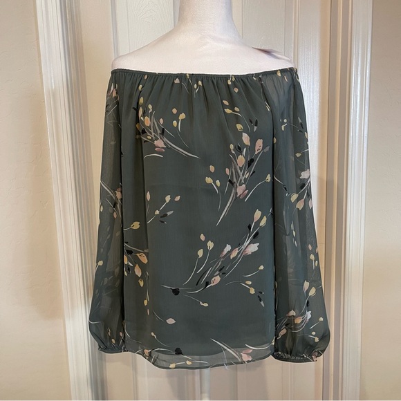 White House Black Market Tops - White House Black Market NWT Floral Blouse - Green and Pink